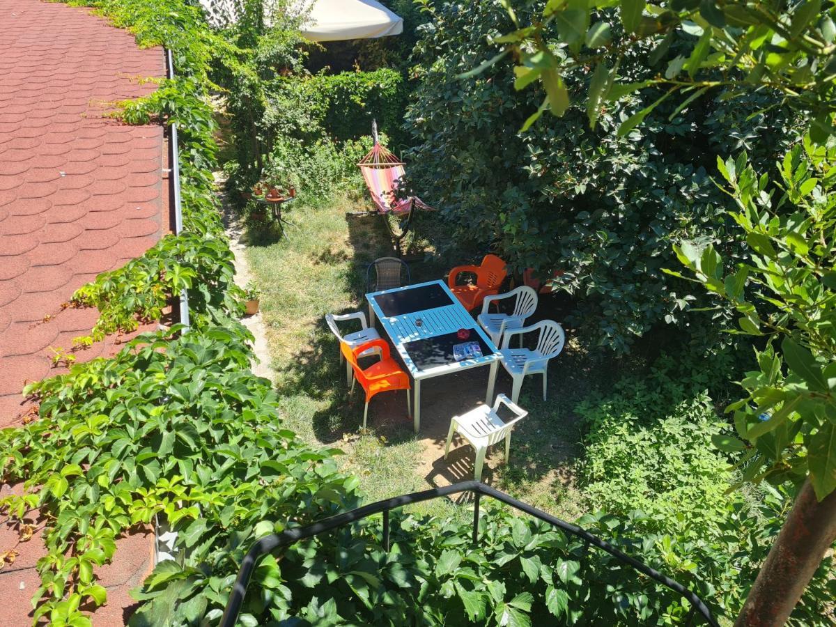 Mi Casa Es Tu Casa - Shkodra Backpackers Hostel المظهر الخارجي الصورة